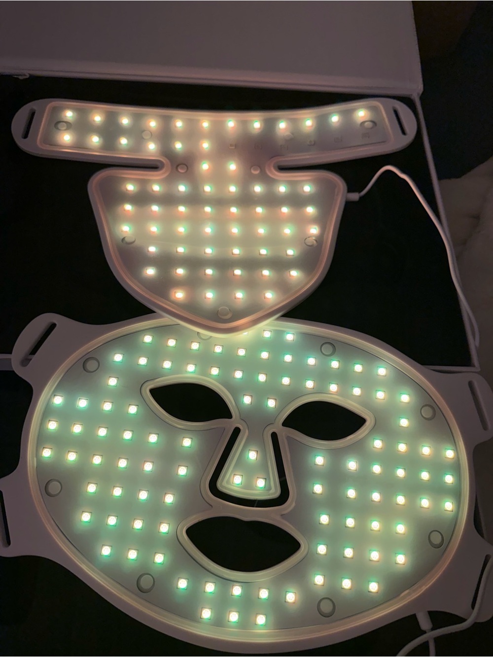LED Red Light Therapy Face & Neck Mask - Picture 12 of 15